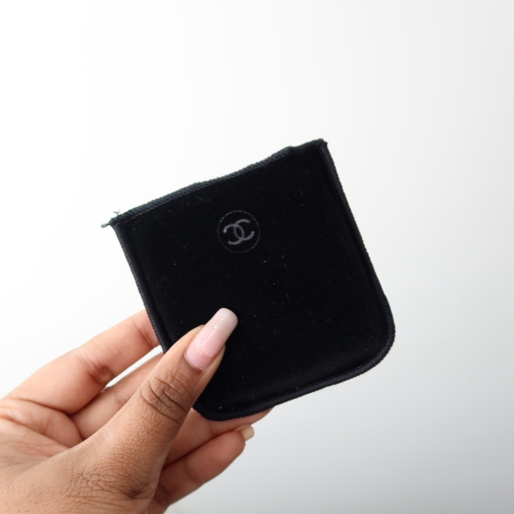 Chanel Yellow Compact Powder Case - Elegant Travel Makeup Case - Picture 6 of 7